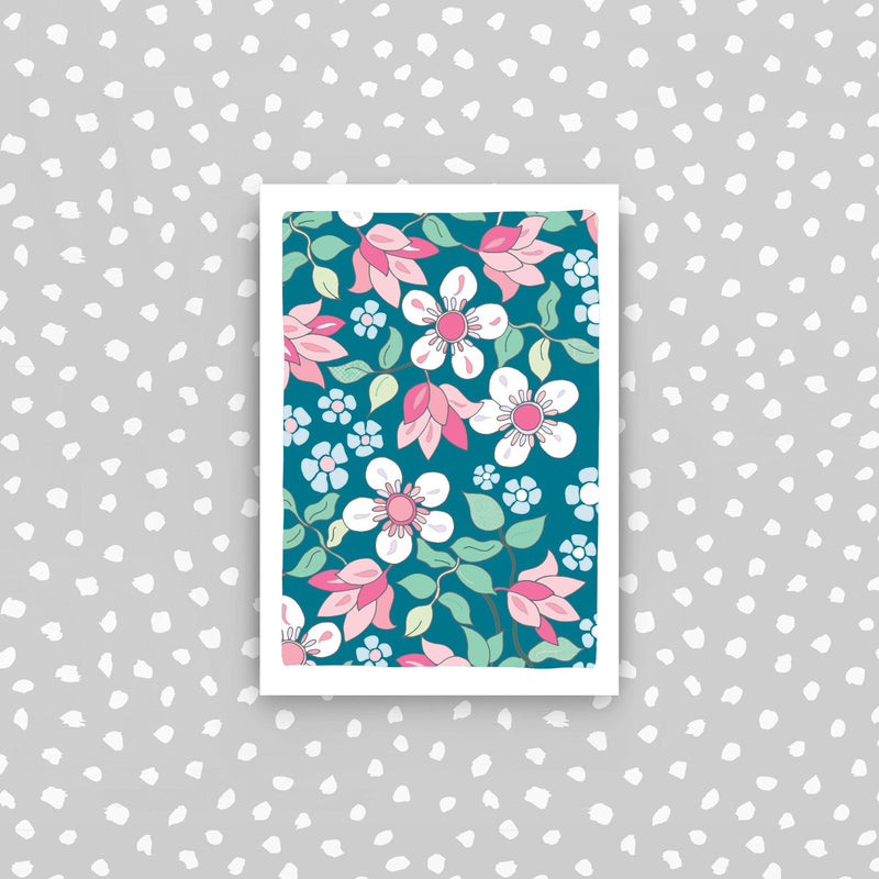 D49 - Flowers on navy blue